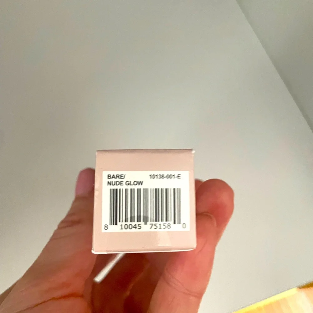 Wander beauty π On-the-Glow Blush and Illuminator. Color bare/nude glow - Picture 3 of 3